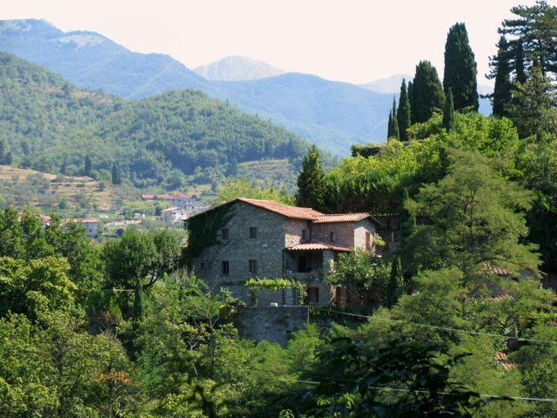 房子在意大利，拉斯佩齐亚 — 来自开发商和业主的房地产搜索引擎 GEOLN.COM. 照片 1