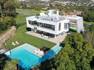 Вілла 6 спалень 734 м² в Нуєва Андалусія — Лас-Брісасе, Іспанія — Пошуковик нерухомості від забудовників і власників GEOLN.COM. Фото 2