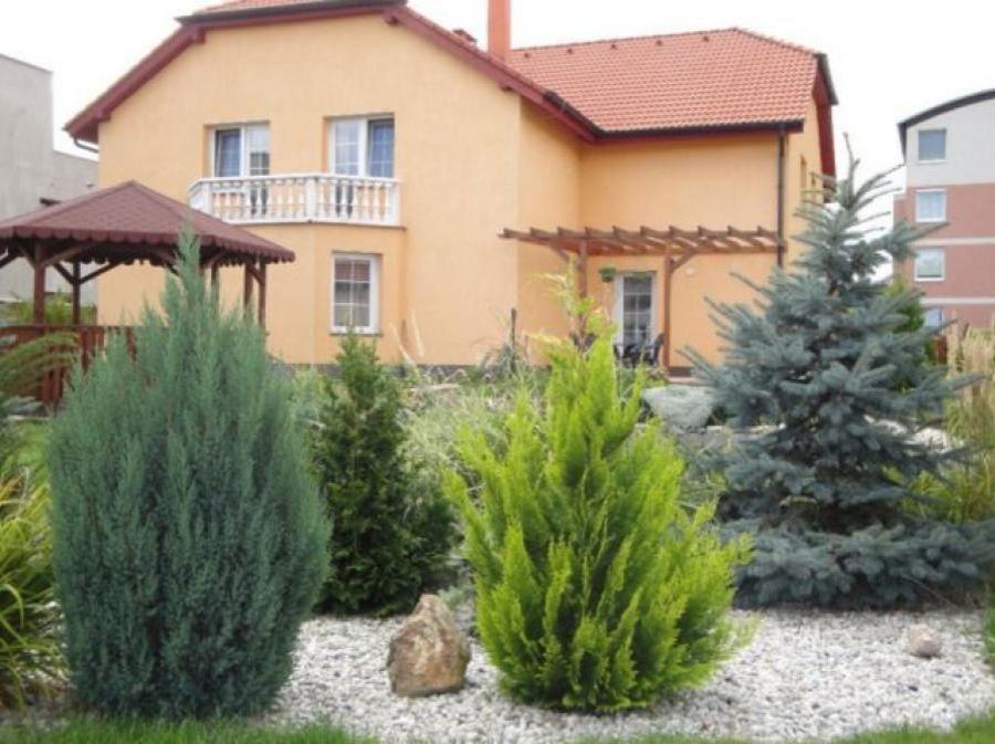 სახლი ჩეხეთში, პრაღა, კატერჟინკი იყიდება — უძრავი ქონების ყიდვა და მფლო ბელებისგან GEOLN.COM. ფოტო 1