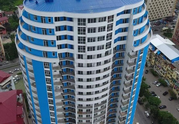 Продается 4-комнатная квартира