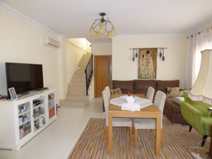 Villa in Spanien, Valencia, Los Montesinos — Immobilien-Suchservice von Bauträgern und Eigentümern GEOLN.COM. Foto 4