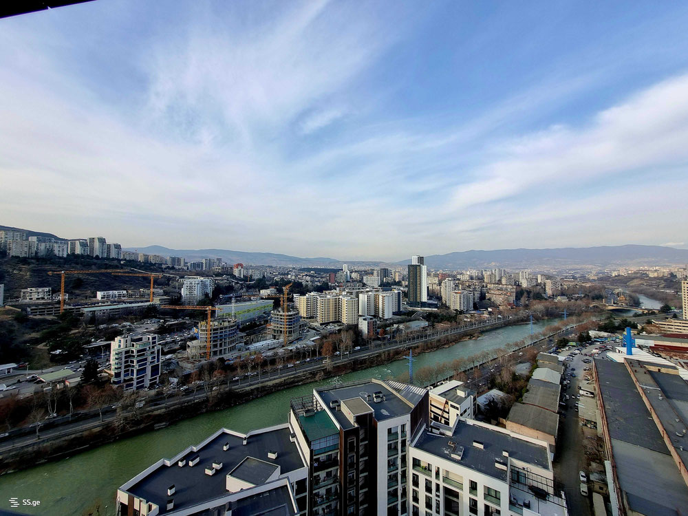 Продається квартира — Пошуковик нерухомості від забудовників і власників GEOLN.COM. Фото 1