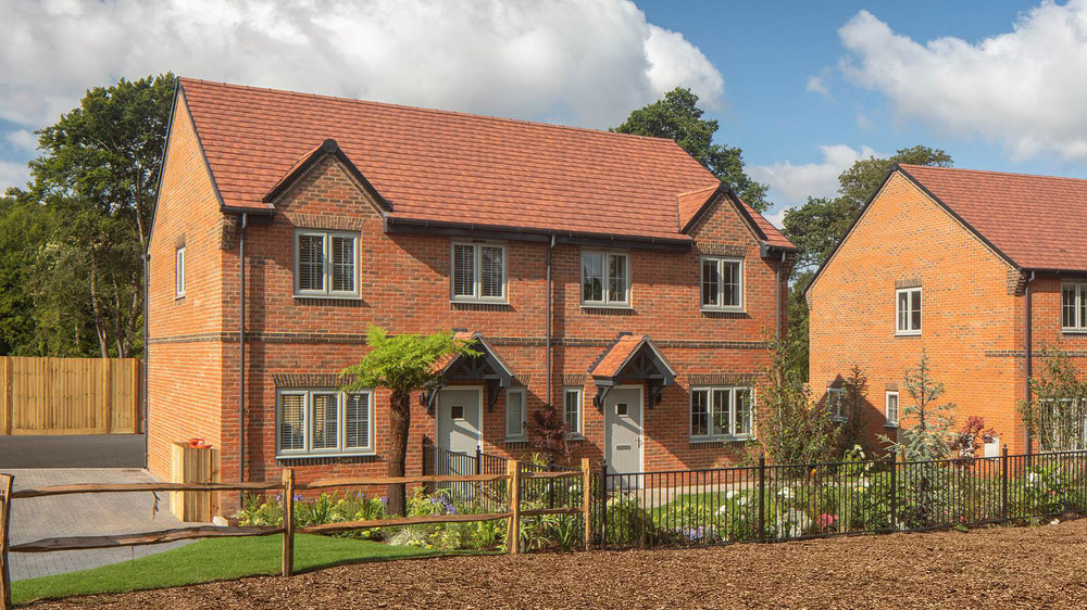 Real estate in CALA at Mindenhurst — look at the real estate search engine GEOLN.COM. Photo 1