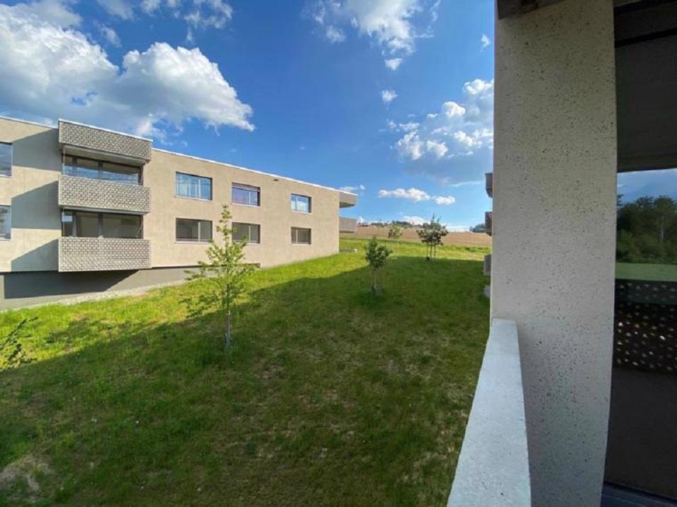 უძრავი კონება Aurora Koniz — გადახედეთ უძრავი ქონების საძიებო სისტემას GEOLN.COM. ფოტო 1