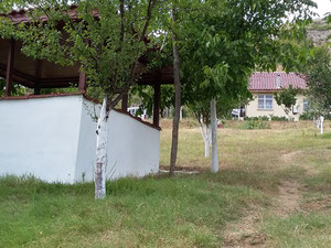 FOR SALE HOUSE AND LAND — Find off-plan property or real estate resale directly from developers and owners GEOLN.COM. Photo 3