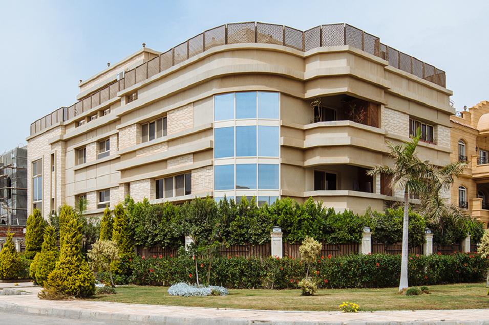 Nieruchomości w 394 West Golf — spójrz na wyszukiwarkę nieruchomości GEOLN.COM. Zdjęcie 1