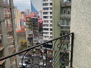 巴统黑框 — 来自开发商和业主的房地产搜索引擎 GEOLN.COM. 照片 2