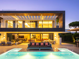 Вілла 5 спалень 520 м² в Нуєва Андалусія — Лас-Брісасе, Іспанія — Пошуковик нерухомості від забудовників і власників GEOLN.COM. Фото 4