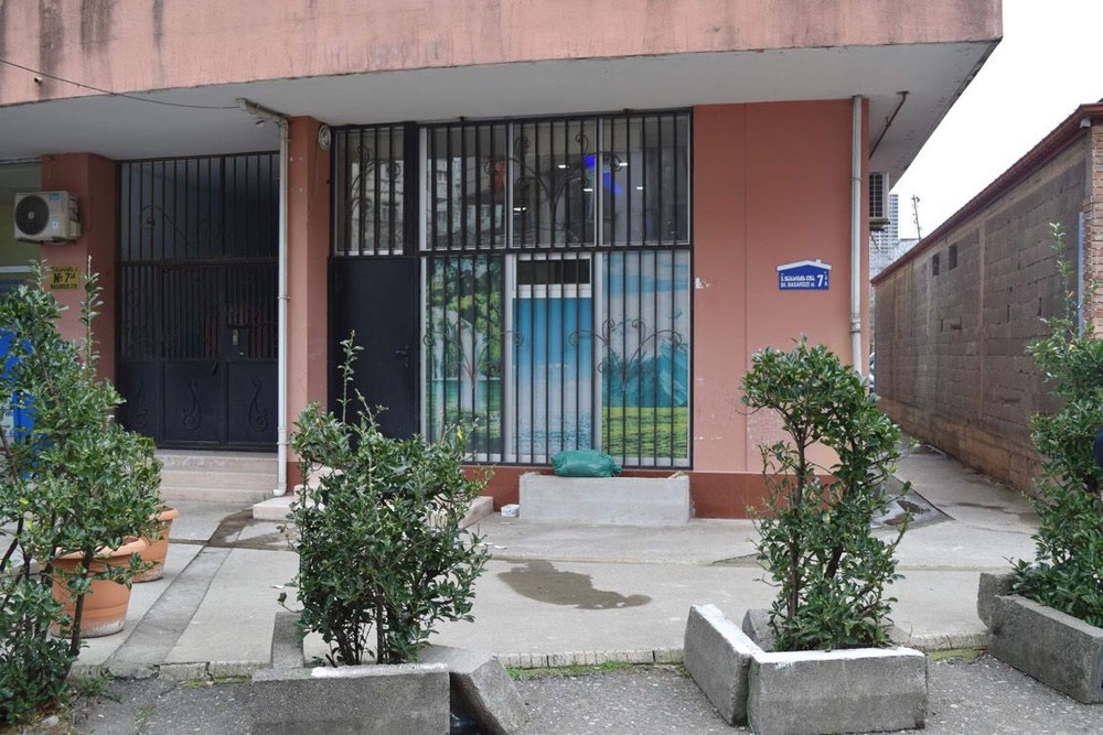 待售商业地产 — 来自开发商和业主的房地产搜索引擎 GEOLN.COM. 照片 1