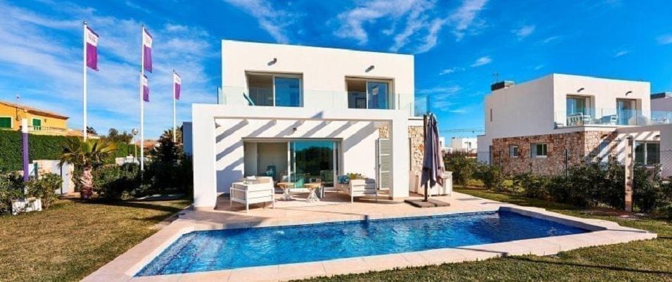 Нерухомість в Las Villas de Dalt de Sa Rapita — дивіться на пошуковику нерухомості GEOLN.COM. Фото 1