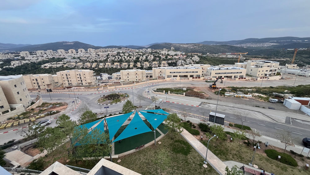 66 m² balkonlu 6 odalı mini penthouse, Karmiel (Har Carmi) — Sahiplerden yada inşaatcilardan mülkiyet arama GEOLN.COM. Fotoğraf 1