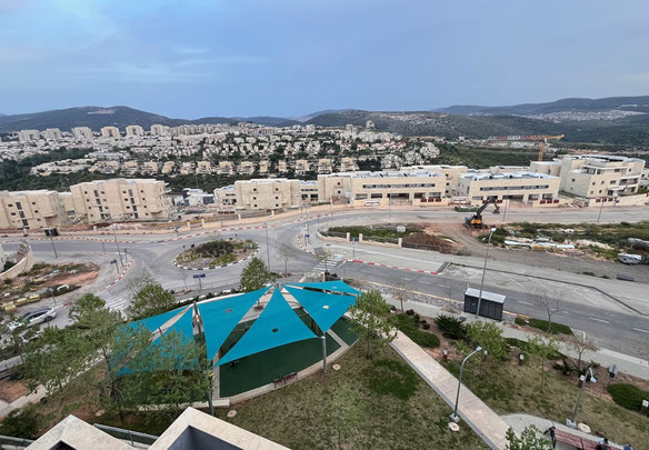 66 m² balkonlu 6 odalı mini penthouse, Karmiel (Har Carmi)