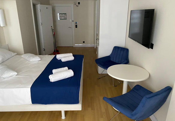 სტუდია ზღვის ხედით ორბი სიტიში