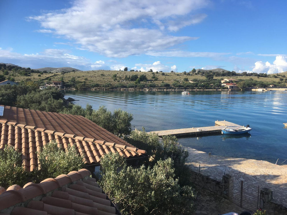 შესანიშნავი სახლი ზღვის პირველ ხაზში — უძრავი ქონების ყიდვა და მფლო ბელებისგან GEOLN.COM. ფოტო 1