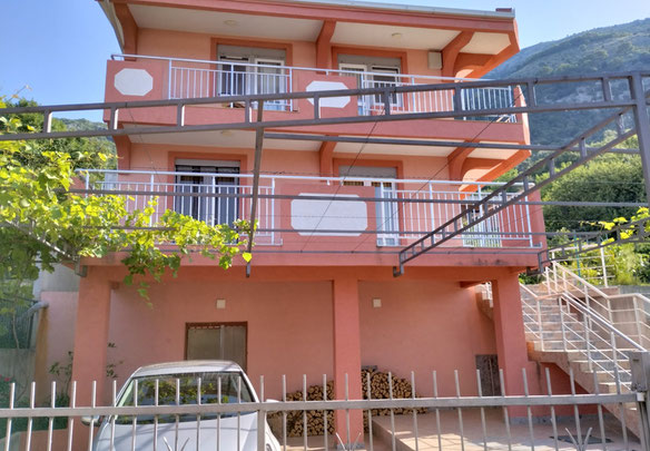Elevated house overlooking the sea and sunsets