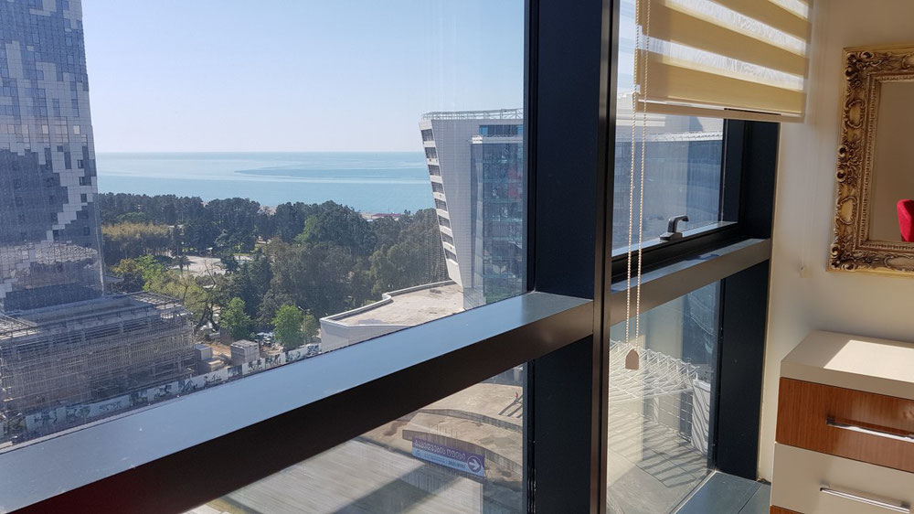 Luxury apartments in the most prestigious location — Find off-plan property or real estate resale directly from developers and owners GEOLN.COM. Photo 1