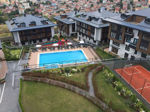 房地产在 Cengelkoy Life Arsa Sahibi Sais Ofisi — look at the real estate search engine GEOLN.COM. 照片 3