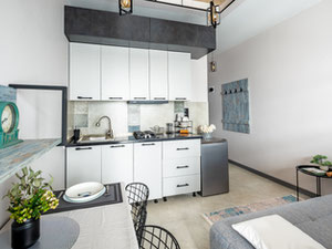 דירת סטודיו משופצת עם נוף לים — חיפוש נדל"ן מפרטי ומקבלן GEOLN.COM. תמונה 5