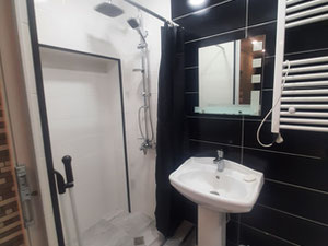 Apartamento en la antigua Tiflis — Encuentre propiedades fuera del plan o reventa de bienes inmuebles directamente de desarrolladores y propietarios GEOLN.COM. Foto 3