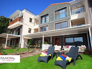 Real estate in Flipper Residence — look at the real estate search engine GEOLN.COM. Photo 3