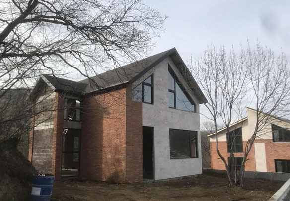 Приватний будинок на озері Лісі