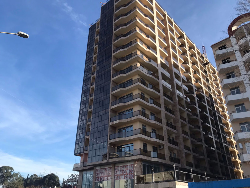 巴统待售公寓 — 来自开发商和业主的房地产搜索引擎 GEOLN.COM. 照片 1