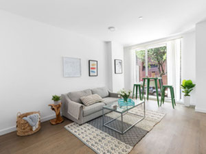 Real estate in 618 Monroe Street — look at the real estate search engine GEOLN.COM. Photo 9