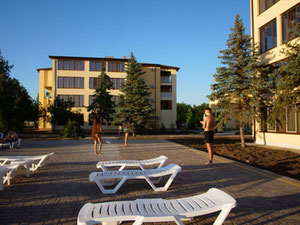 Real estate in GRAND FAMILY APARTMENTS — look at the real estate search engine GEOLN.COM. Photo 2