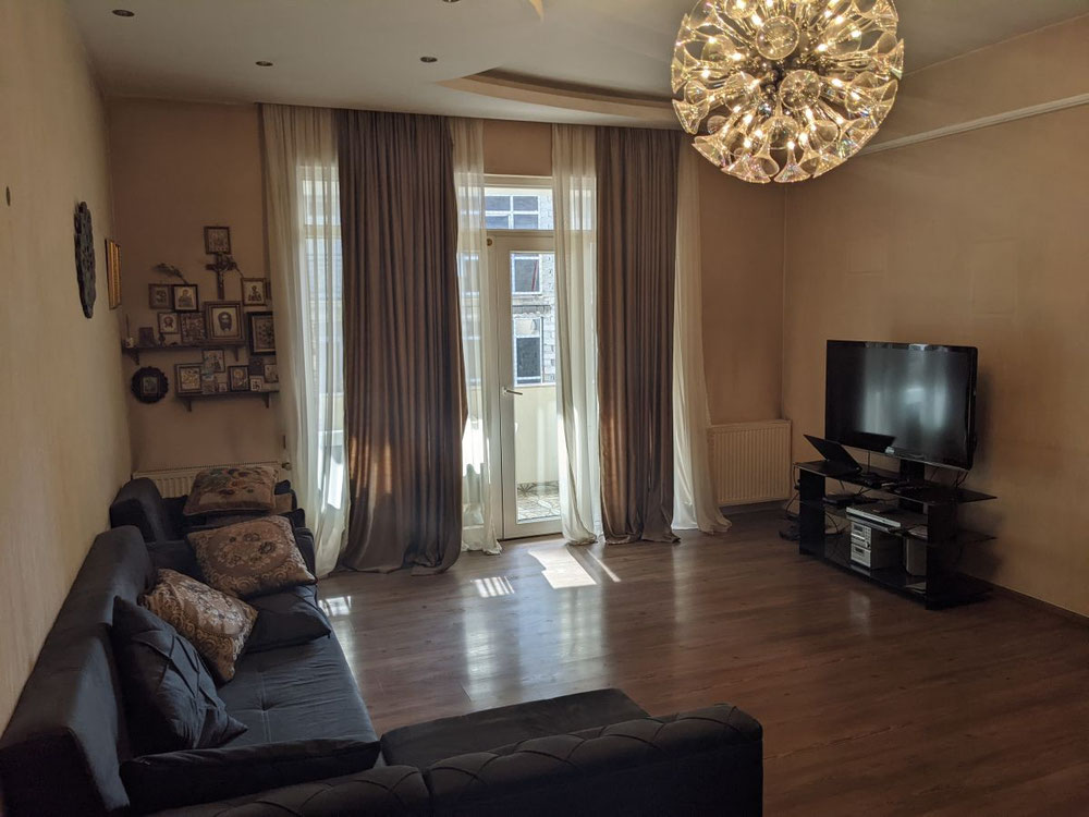 4房公寓出售 — 来自开发商和业主的房地产搜索引擎 GEOLN.COM. 照片 1