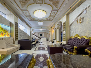 出售市中心的精品酒店 — 来自开发商和业主的房地产搜索引擎 GEOLN.COM. 照片 2