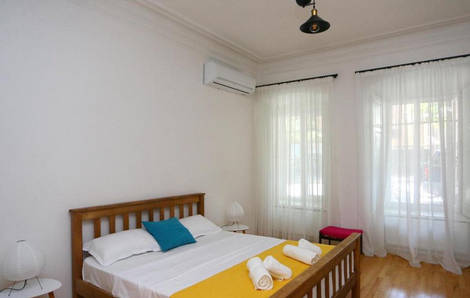 Mtatsminda 2室公寓。第比利斯无中介公寓 — 来自开发商和业主的房地产搜索引擎 GEOLN.COM. 照片 1