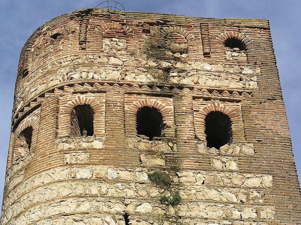 URBAN LAND WITH HISTORICAL LEGACY IN MAQUEDA — Find off-plan property or real estate resale directly from developers and owners GEOLN.COM. Photo 1