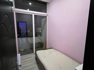 紧急出售舒适宽敞的公寓 — 来自开发商和业主的房地产搜索引擎 GEOLN.COM. 照片 7