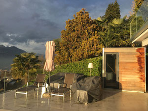Villa am See in der Schweiz, Lugano — Immobilien-Suchservice von Bauträgern und Eigentümern GEOLN.COM. Foto 2