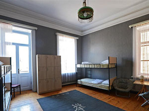 6 кімнатна квартира на Мтацминда. Квартира без посередника в Тбілісі — Пошуковик нерухомості від забудовників і власників GEOLN.COM. Фото 4