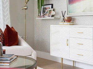 Real estate in Prince Of Wales Drive — look at the real estate search engine GEOLN.COM. Photo 8