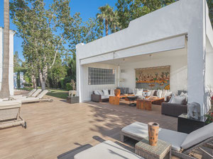 Villa 7 bedrooms 1232 m² in San Pedro Alcantara, Spain — Find off-plan property or real estate resale directly from developers and owners GEOLN.COM. Photo 33