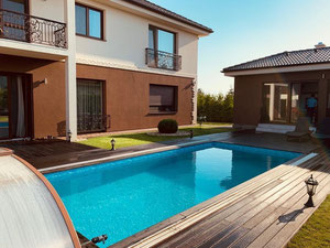 فيلا للبيع في براغ — ابحث عن عقار قيد الإنشاء أو عقار معاد بيعه مباشرة من المطورين والملاك GEOLN.COM. صورة فوتوغرافية 2