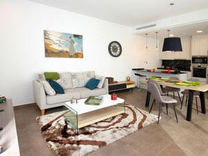 Villa in the suburbs in Spain, Valencia, Ciudad Quesada — Find off-plan property or real estate resale directly from developers and owners GEOLN.COM. Photo 10