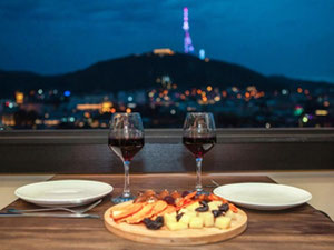 На продажу: 4-зірковий готель «Old City Boutique Hotel» в самому центрі Старого Тбілісі — Пошуковик нерухомості від забудовників і власників GEOLN.COM. Фото 2