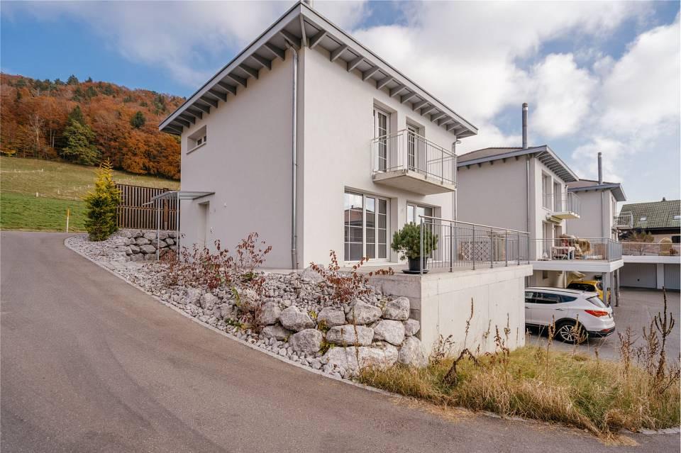 Nieruchomości w Bijou-Haus — spójrz na wyszukiwarkę nieruchomości GEOLN.COM. Zdjęcie 1