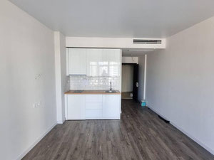 白色销售工作室 — 来自开发商和业主的房地产搜索引擎 GEOLN.COM. 照片 3