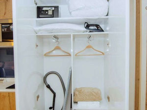 Studio z designerskim wykończeniem i wbudowanym sprzętem — Wyszukiwarka nieruchomości od deweloperów i właścicieli GEOLN.COM. Zdjęcie 10