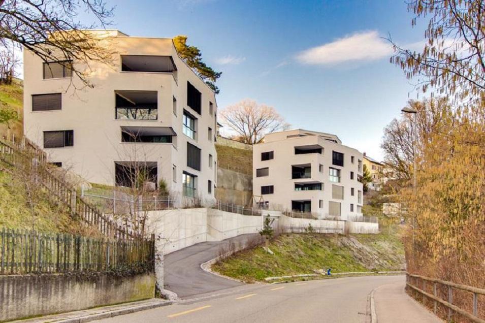 Real estate in Finsterwaldstrasse 41/43 — look at the real estate search engine GEOLN.COM. Photo 1