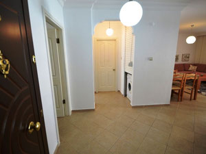 Wohnung am Meer in der Türkei, Mahmutlar — Immobilien-Suchservice von Bauträgern und Eigentümern GEOLN.COM. Foto 2