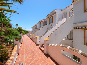 Ático 2 habitaciones 95 m² en Calahonda, España — Encuentre propiedades fuera del plan o reventa de bienes inmuebles directamente de desarrolladores y propietarios GEOLN.COM. Foto 27