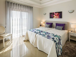 位于葡萄牙拉各斯海边的大城市别墅 — 来自开发商和业主的房地产搜索引擎 GEOLN.COM. 照片 4