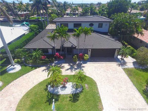 美国佛罗里达州迪尔菲尔德海滩海边的房子 — 来自开发商和业主的房地产搜索引擎 GEOLN.COM. 照片 2