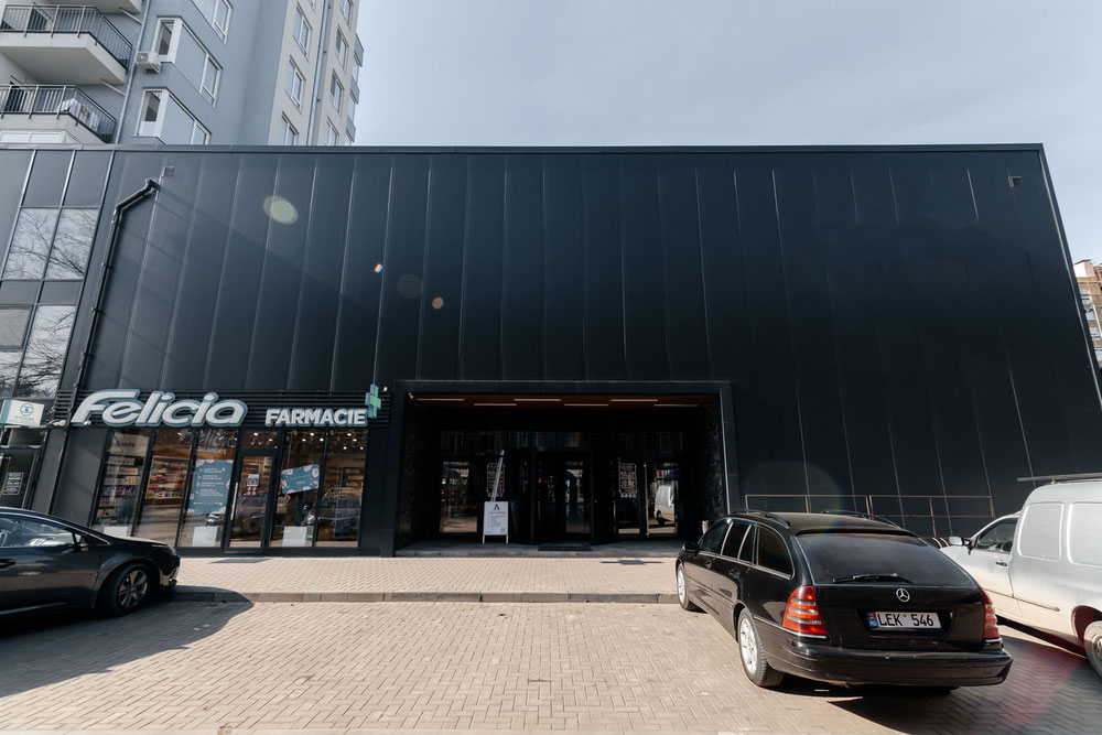 Premium yatırım - modern alışveriş merkezi - AB sınırında stratejik konum! — Sahiplerden yada inşaatcilardan mülkiyet arama GEOLN.COM. Fotoğraf 1