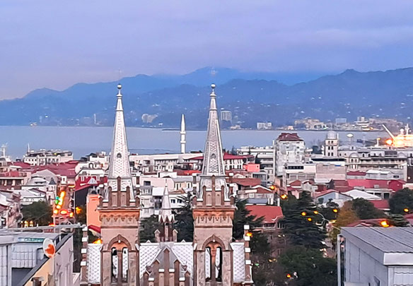 PILNE !!! Mieszkanie w centrum Batumi z WIDOKIEM NA ZATOKĘ I GÓRY